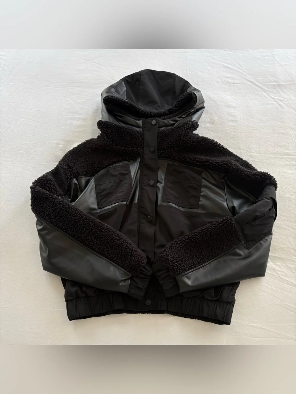 Alo Yoga Sherpa Utility Gear Jacket - Black XS